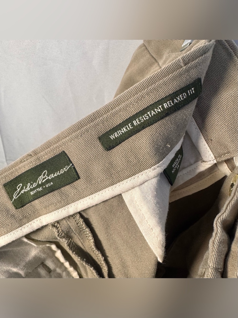 Eddie Bauer Men's Tan Pleated Chino Pants - Picture 3 of 11